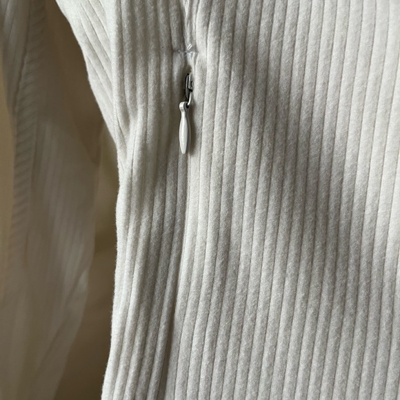 White Ribbed Cropped Jacket - Picture 5 of 8